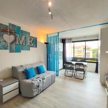 Appartement HYPERCENTRE 27 m avec WIFI et PISCINE partagée à Fréjus Extérieur photo